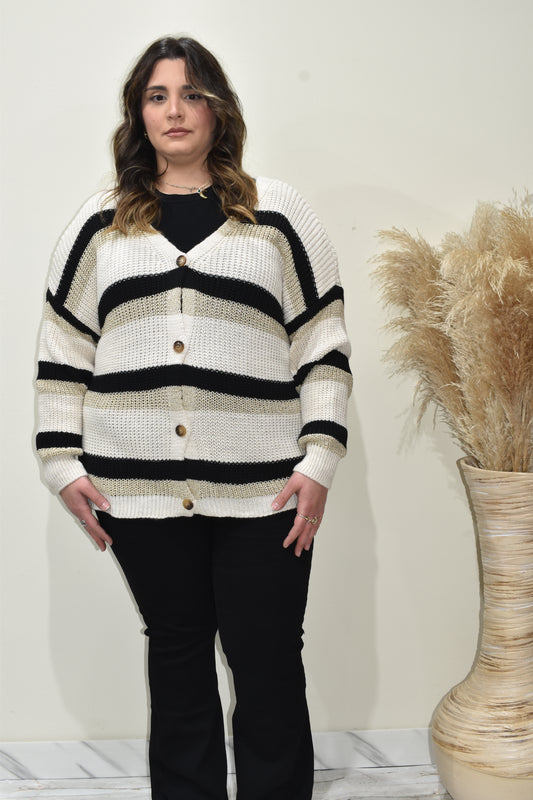 Cardigan Over Donna Curvy