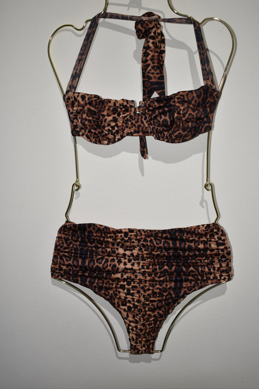 Bikini a vita alta