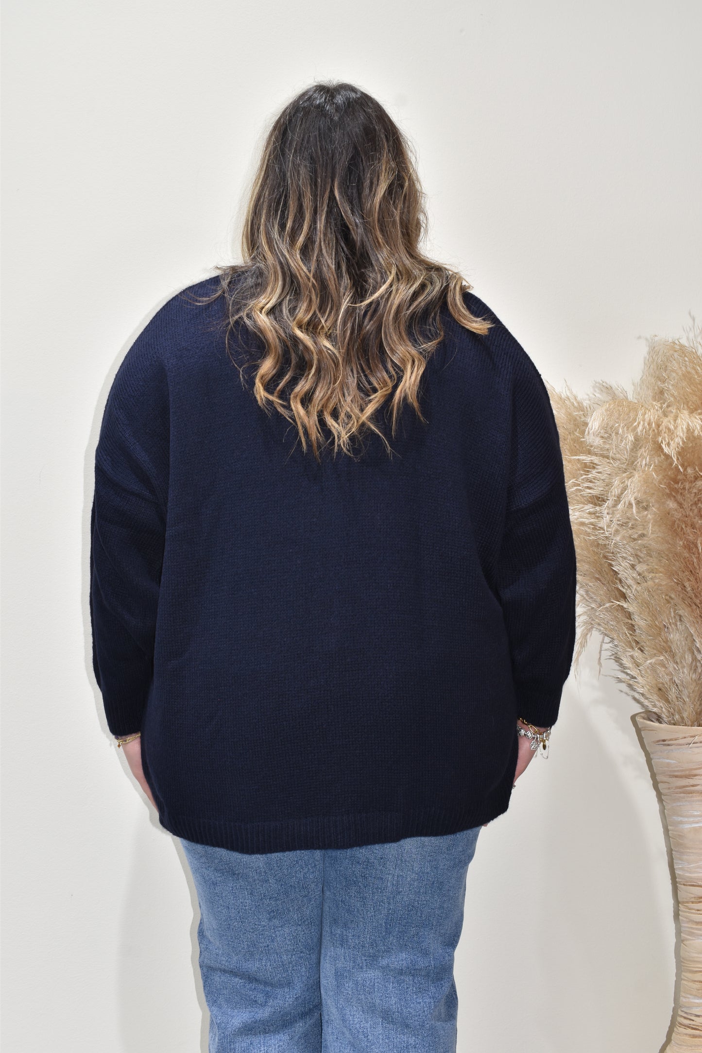 maglia a v donna curvy