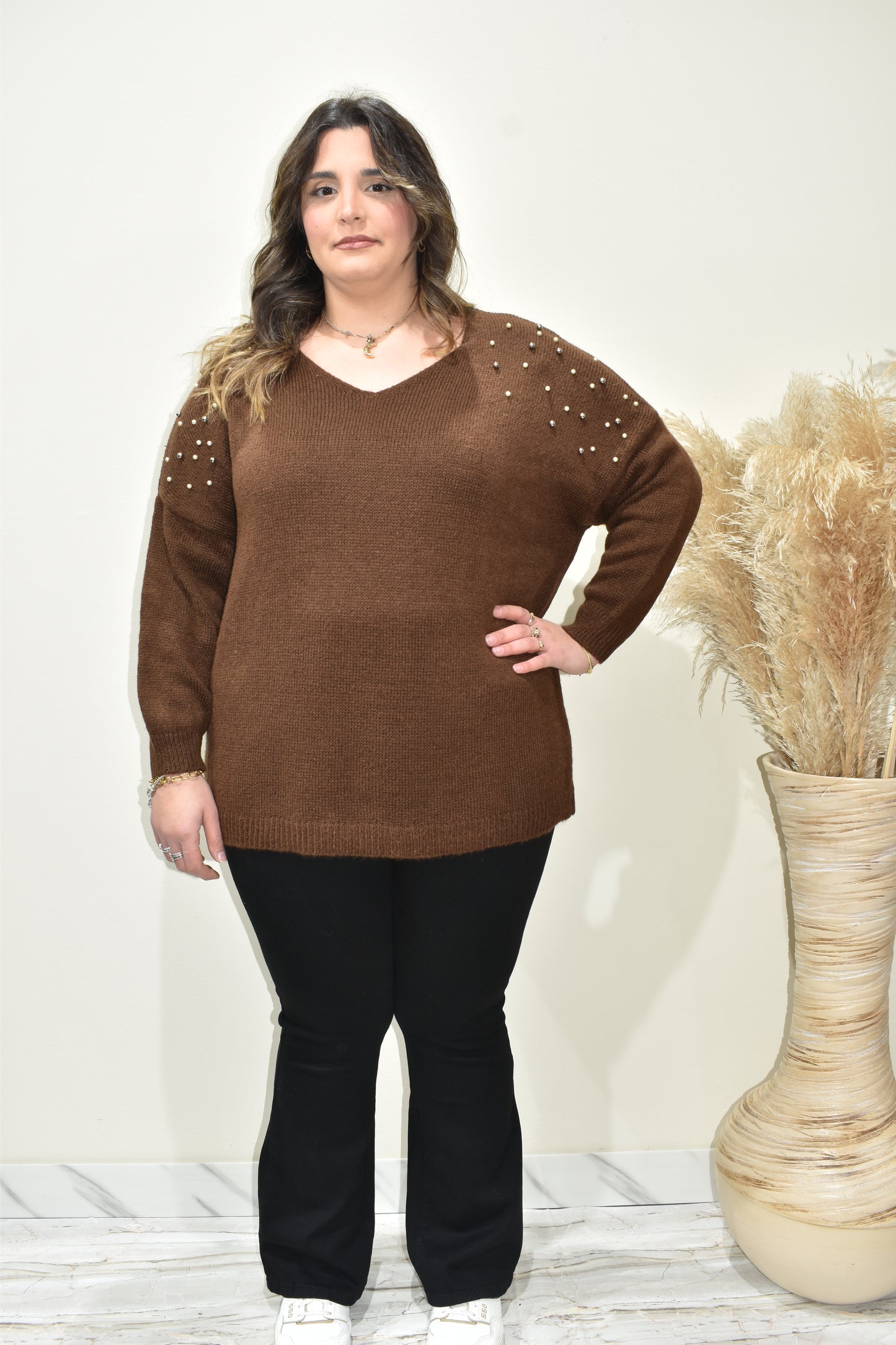 maglia a v donna curvy