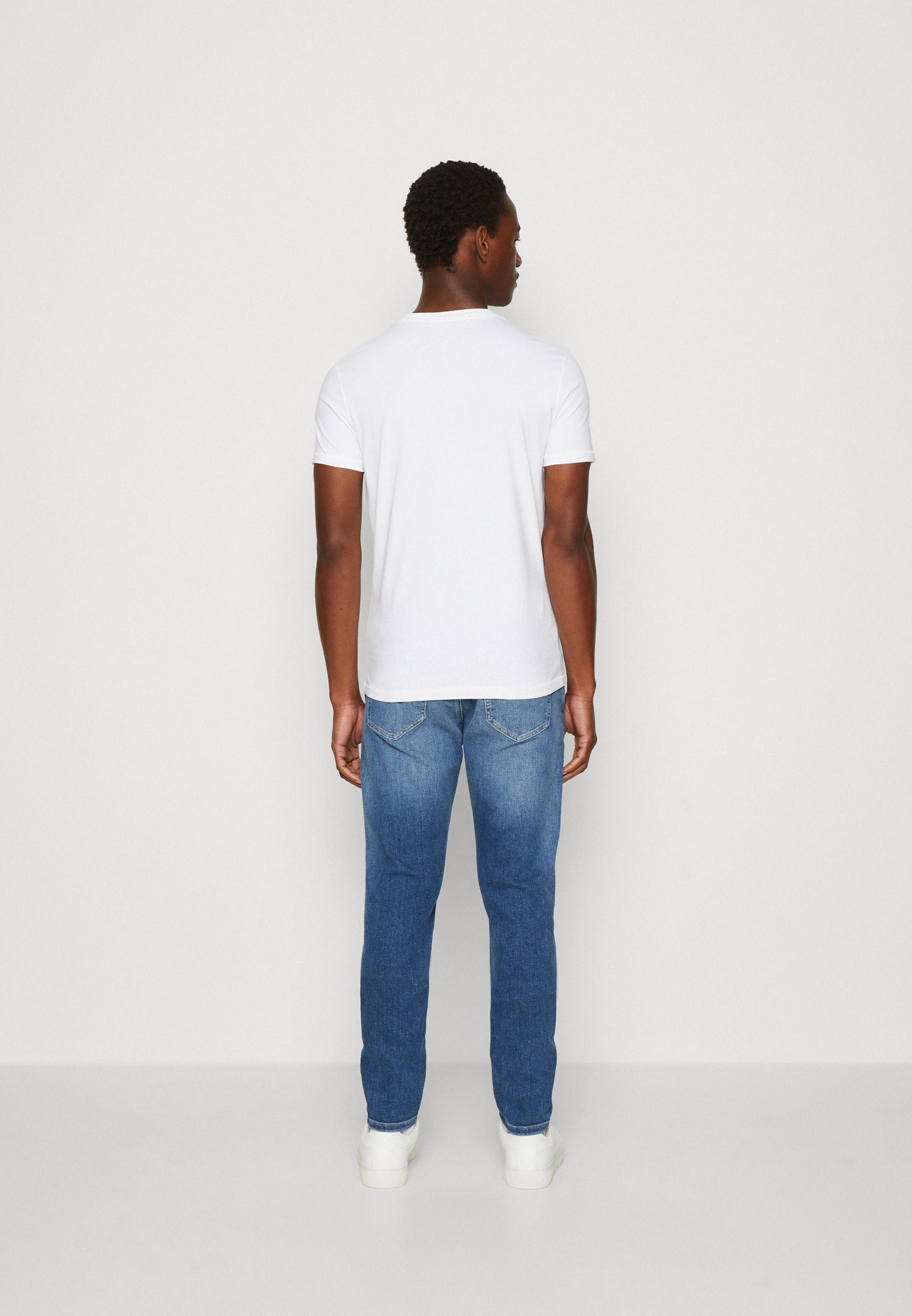 t-shirt uomo calvin klein-3303323299